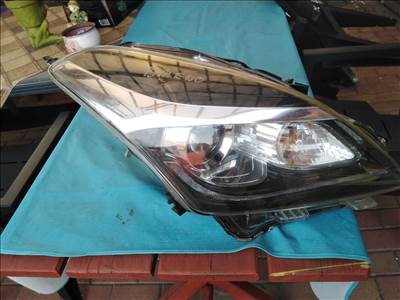 Suzuki balenó első lámpa