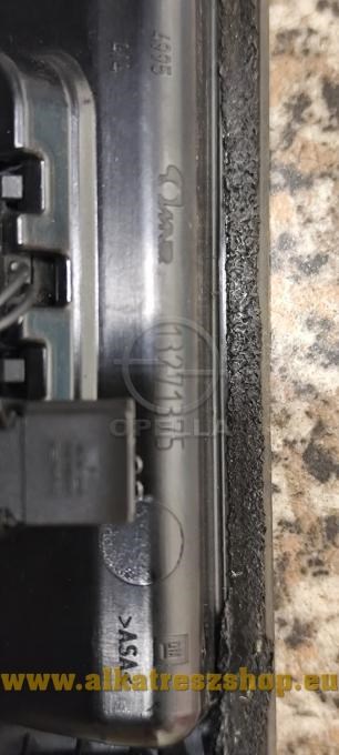 Opel Astra J csomagtérajtó kapcsoló 13271375 2. kép