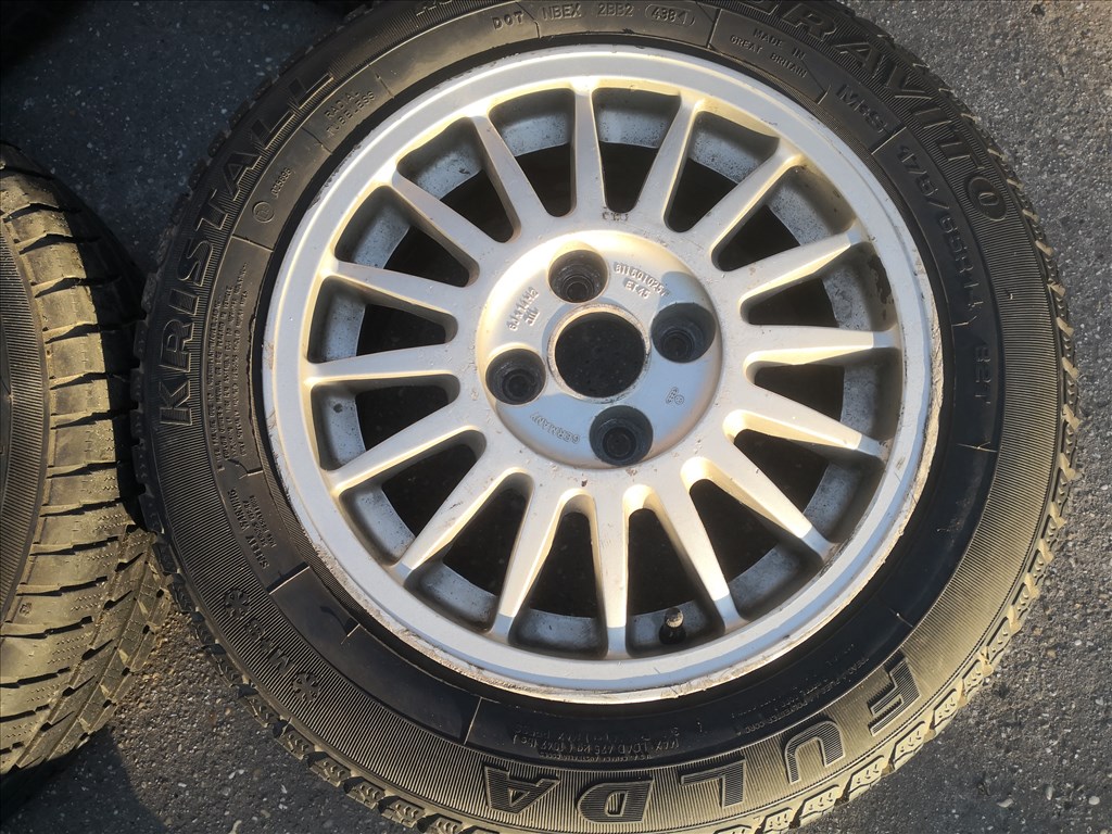 Volkswagen régi 14-es gyári alufelnik 4x100-as lyukosztású 3. kép