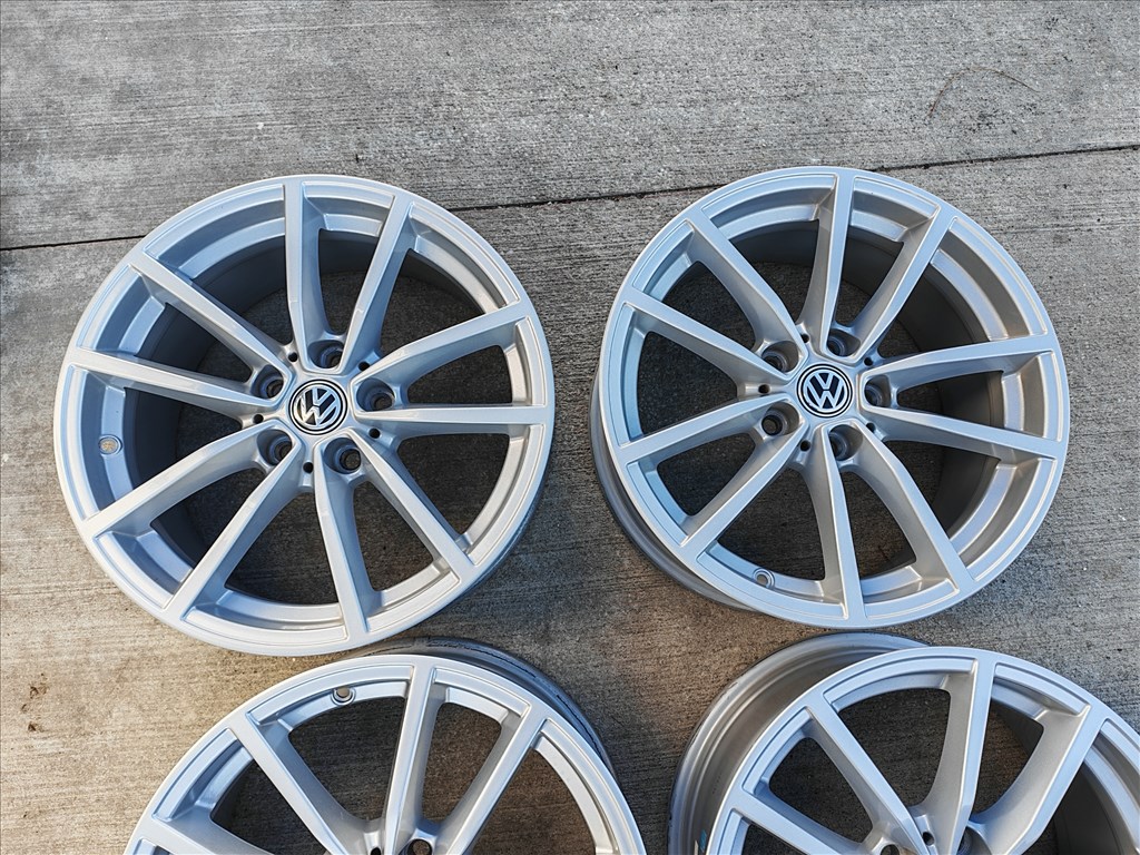 17" 5x112 VW, Audi, Seat, Skoda, BMW gyári alufelni szett! 3. kép