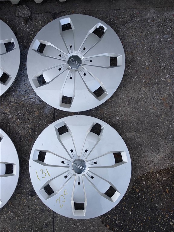 16-os Gyári Audi dísztárcsa 20000ft a 4db/3/ 2. kép
