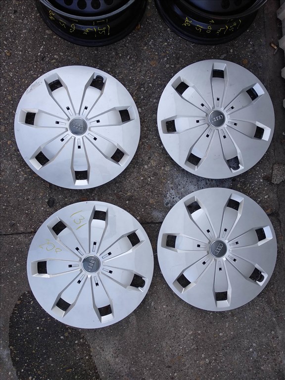 16-os Gyári Audi dísztárcsa 20000ft a 4db/3/ 3. kép