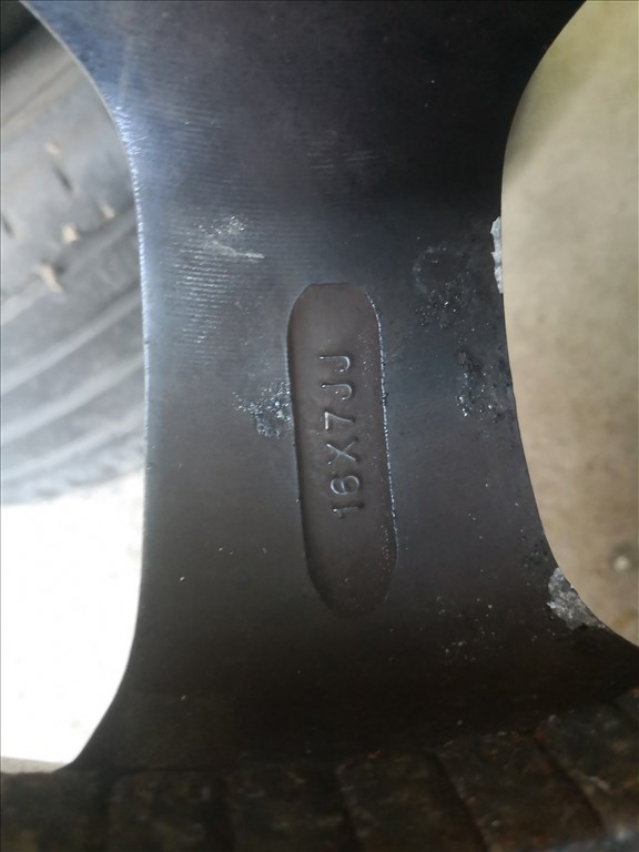 16-os HRS alufelnik 5x114.3-as lyukosztású 3. kép