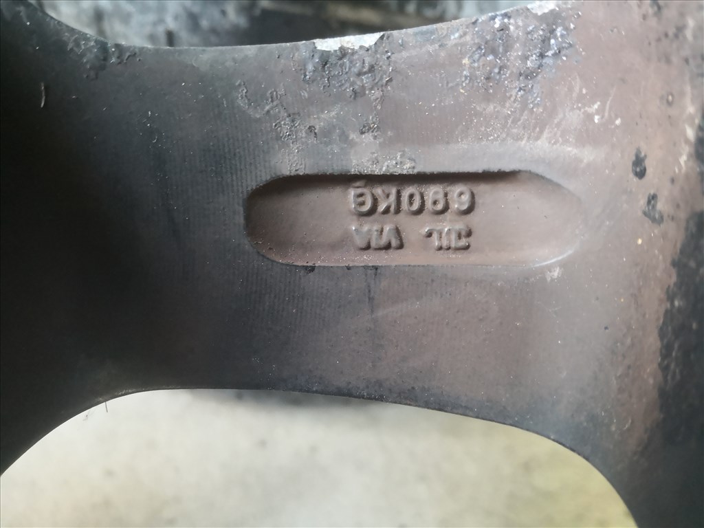 16-os HRS alufelnik 5x114.3-as lyukosztású 7. kép