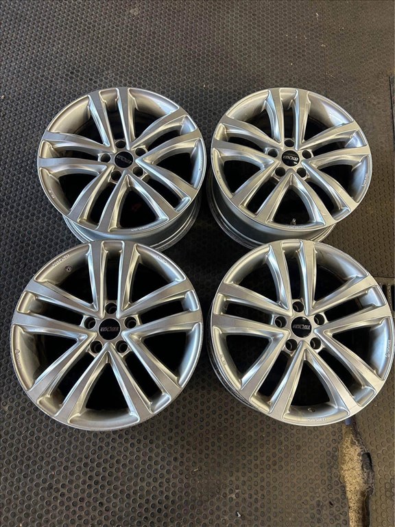  5x112 AUDI,MERCEDES,VW,SKODA,SEAT 18”felnik R18, 18 1. kép
