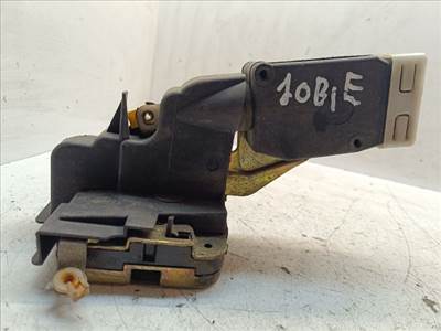 VOLVO V40 Jobb első Ajtózár