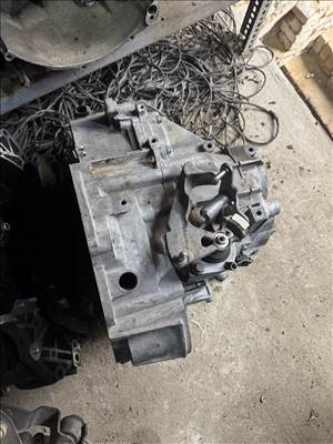 Volkswagen ERF hosszú 6os PD váltó  erf00000