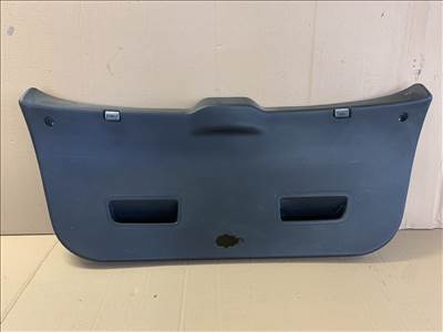 Kia Venga csomagtér ajtó belső burkolat 817501p000