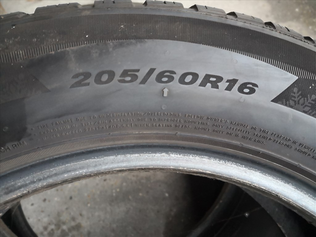 205/60R16-os téli gumi 3. kép