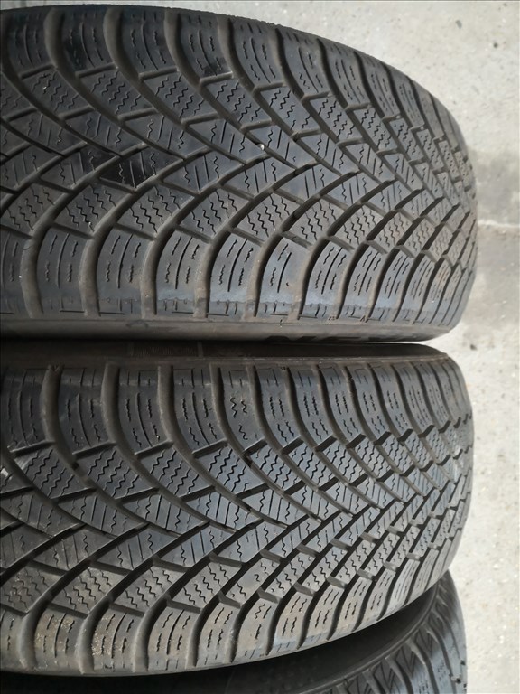 205/60R16-os téli gumi 8. kép