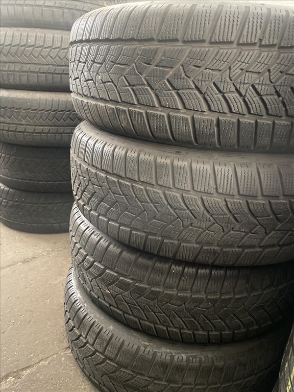  225/6017" használt Dunlop téli gumi gumi 2. kép