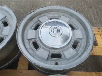 Cromodora 14-es régi retro alufelni Fiat 130 - ra