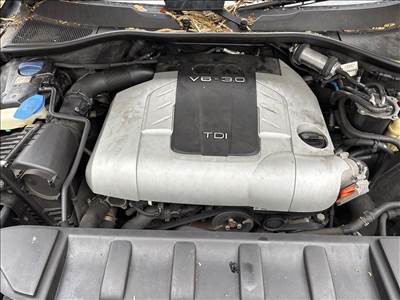 Audi Q7 (4L) 3.0 Tdi CAS motor eladó