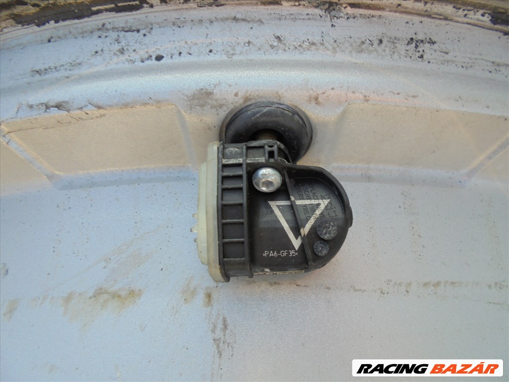 18-as Ford szenzoros alufelni jó állapotban eladó 6. kép