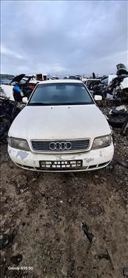 Audi A4 (B5 - 8D) (B5 - 8D) bontott alkatrészei