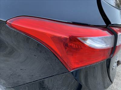 Hyundai i30 Kombi Lámpa Bal hátsó külső