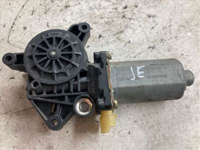 TOYOTA AVENSIS T22 Jobb első Ablakemelő Motor