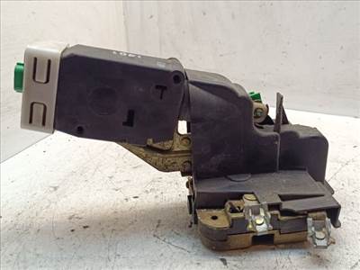 VOLVO V40 Bal első Ajtózár