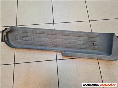 Mercedes Vito (2nd gen) W639 ELSÖ ajtó belső műanyag belépő 