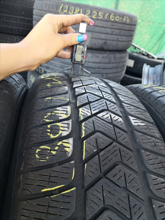 215/65 R17 Pirelli téli gumi 55000ft a 4db/302/ 4. kép