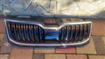 Skoda Octavia III díszrács( tartozékaival)