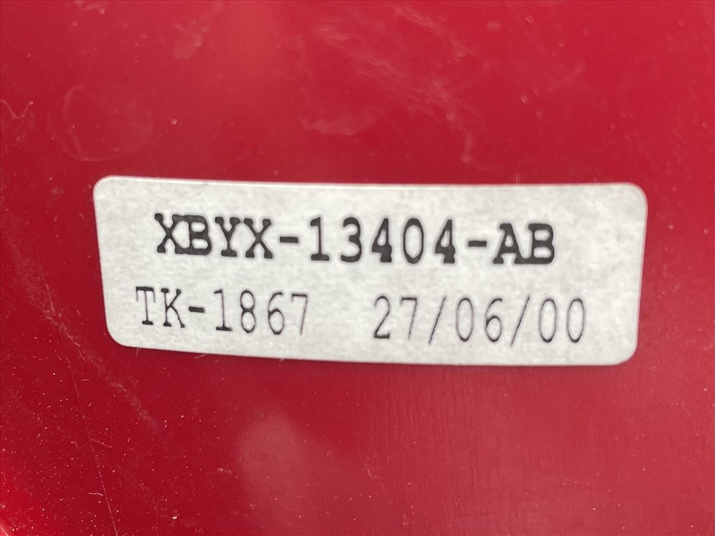 Ford Focus Mk1 5 ajtós Jobb hátsó lámpa XBYX-13404-AB 3. kép