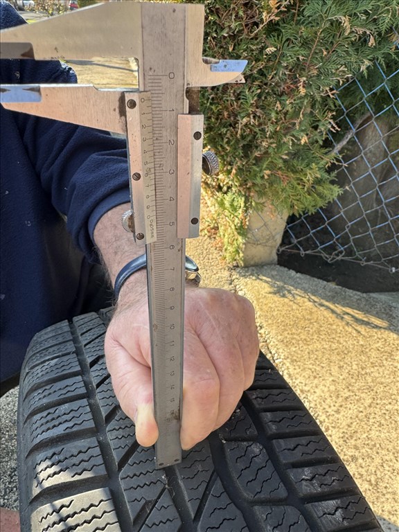 AUDI 16" ALUFELNI 5X112 TÉLI 205/55R16 CONTINENTAL WINTERCONTACT GUMIVAL 6. kép