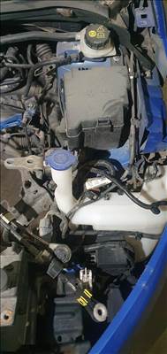 Ford Fiesta mk6 bal első karosszéria negyed 