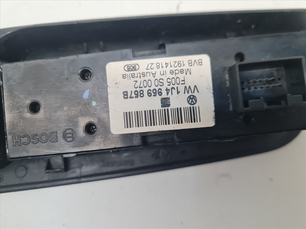 Volkswagen Golf IV, Volkswagen Bora bal első ajtóbehúzó ablakemelő kapcsolókkal (27296) 1j4959857b 6. kép
