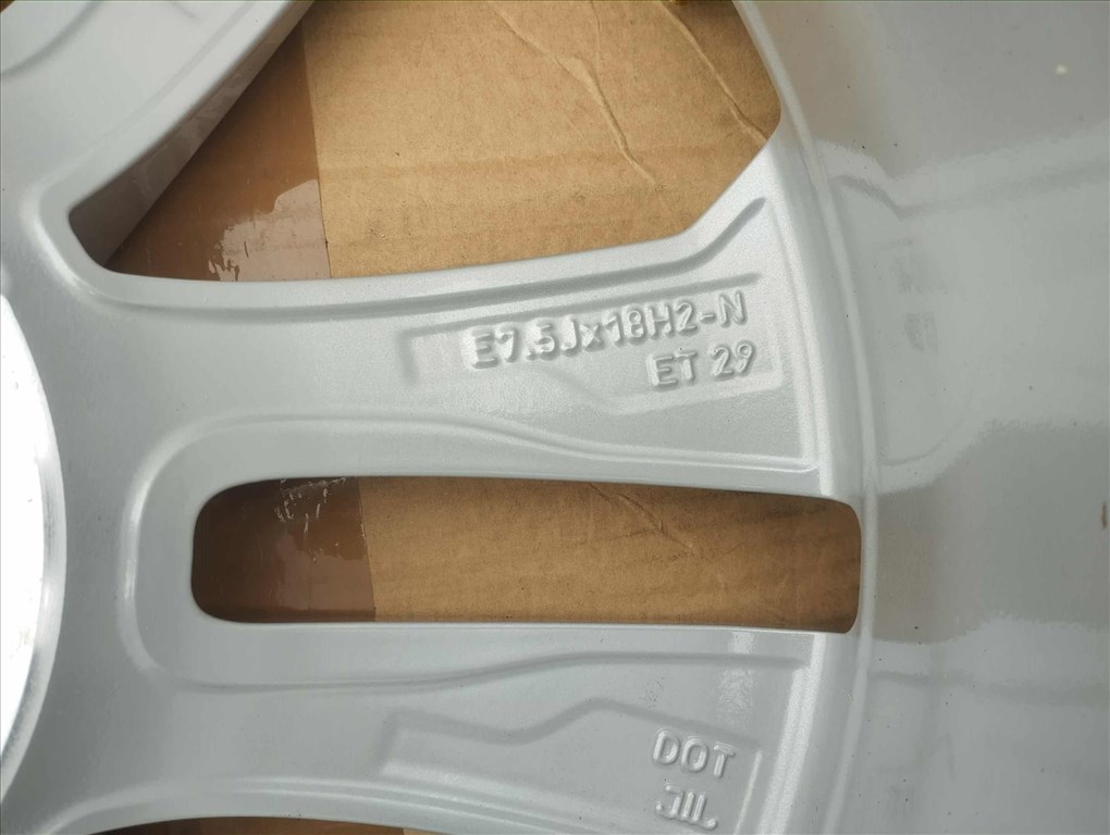 ÚJ 5x112 18 Audi gyári alufelni r18 " A4 A5 A6 A7 A8 Q3 Q5 Q7 8. kép