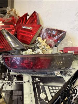 BMW 6-os sorozat E63/E64 Bmw E63 jobb hátsó csomagtér lámpa  6911900