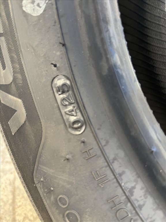  Új 195/65R15 195/65-15 1956515 2 db Hankook nyári gumi  2. kép