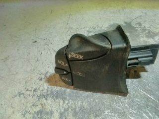 Ford Focus Mk1 Rádió / CD Kapcsoló *82029* ford-98ab14k147ac