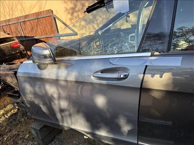 Mercedes CLS-osztály W218 Cls 218 bal elso ajto teljesen komplett