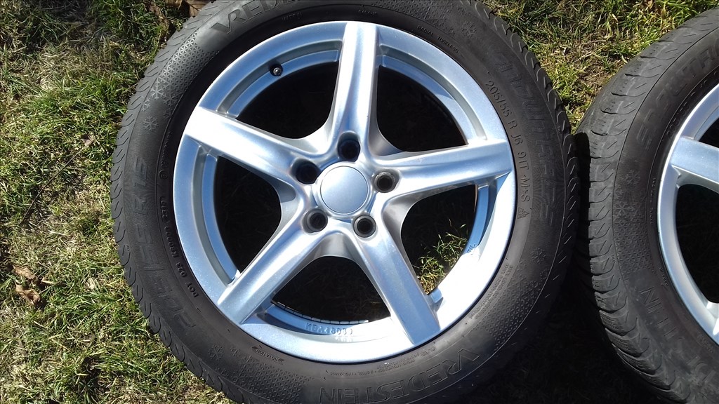  5x108 lyukosztású 6,5JJ 16" használt Alutec alufelni Ford Volvo 3. kép