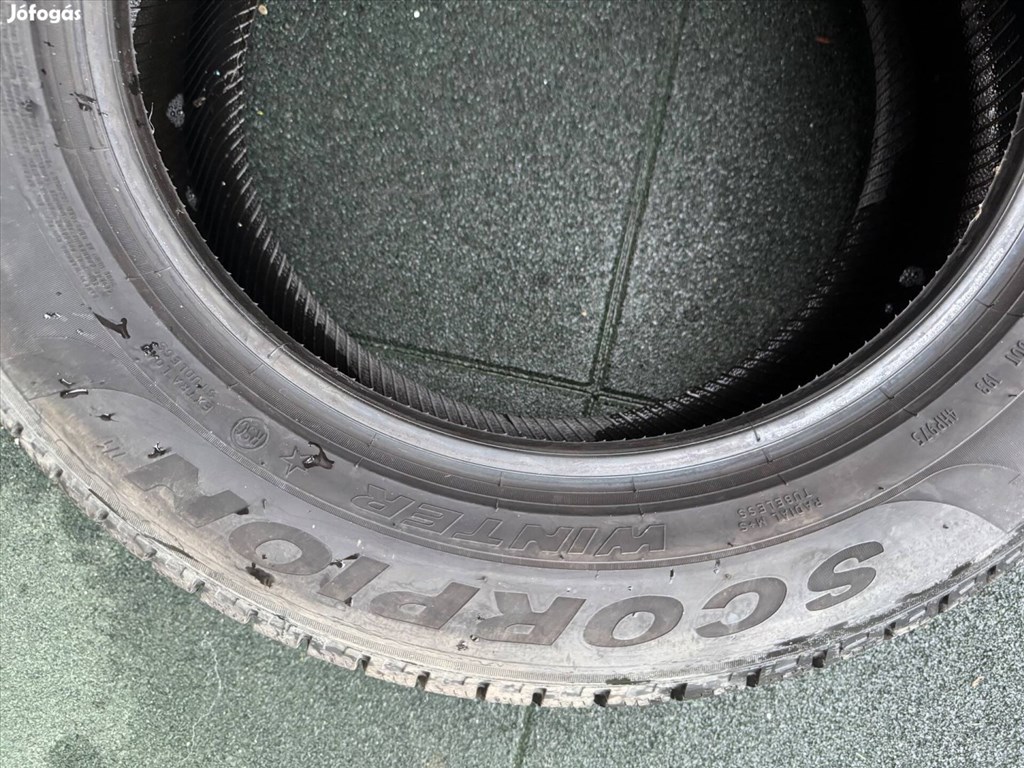  255/5518" újszerű Pirelli téli gumi gumi 4. kép