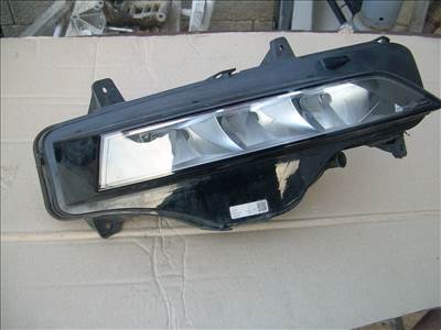 Skoda Octavia 4 jobb első ködfényszóró LED 5e3941700