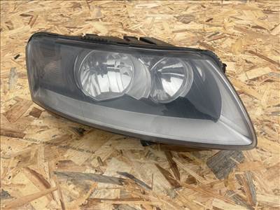 Audi A6 (C6 - 4F) Jobb első halogén fényszóró 