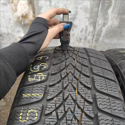 235/55 R19 Dunlop téli gumi 90000ft a 4db/39/