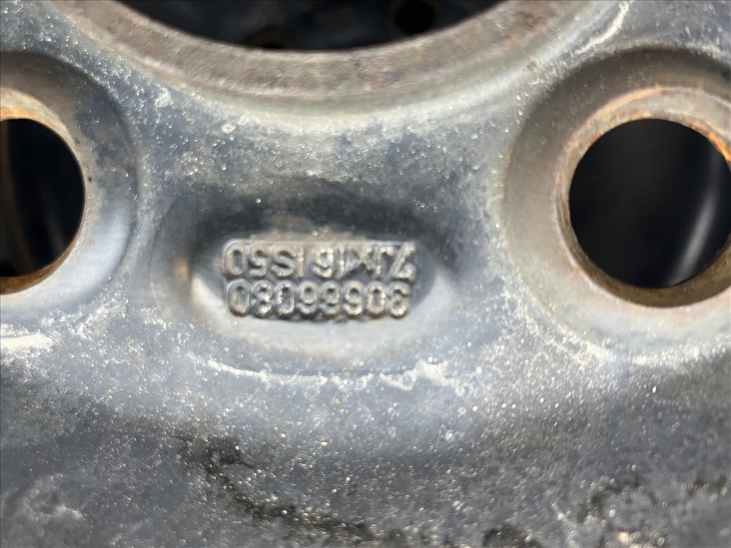  5x108 lyukosztású 6,5JJ 16" használt (gyári felni) lemezfelni 6. kép