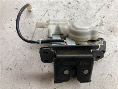 MAZDA 5 Csomagtérajtó Zárszerkezet