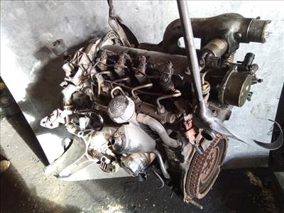 RENAULT MEGANE SCENIC 99-03 Motor, diesel fűzött blokk hengerfejjel