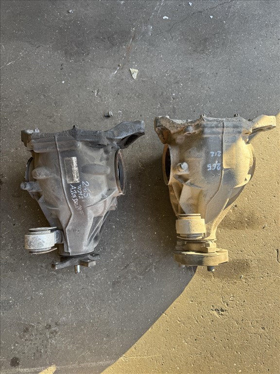 Mercedes C 220 CDI blueefficiency Hátsó differenciálmű  a2043502814 1. kép