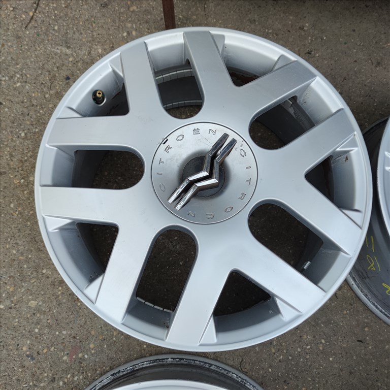 5x108 18 Gyári Citroen alufelni 110000ft a 4db/92/ 1. kép
