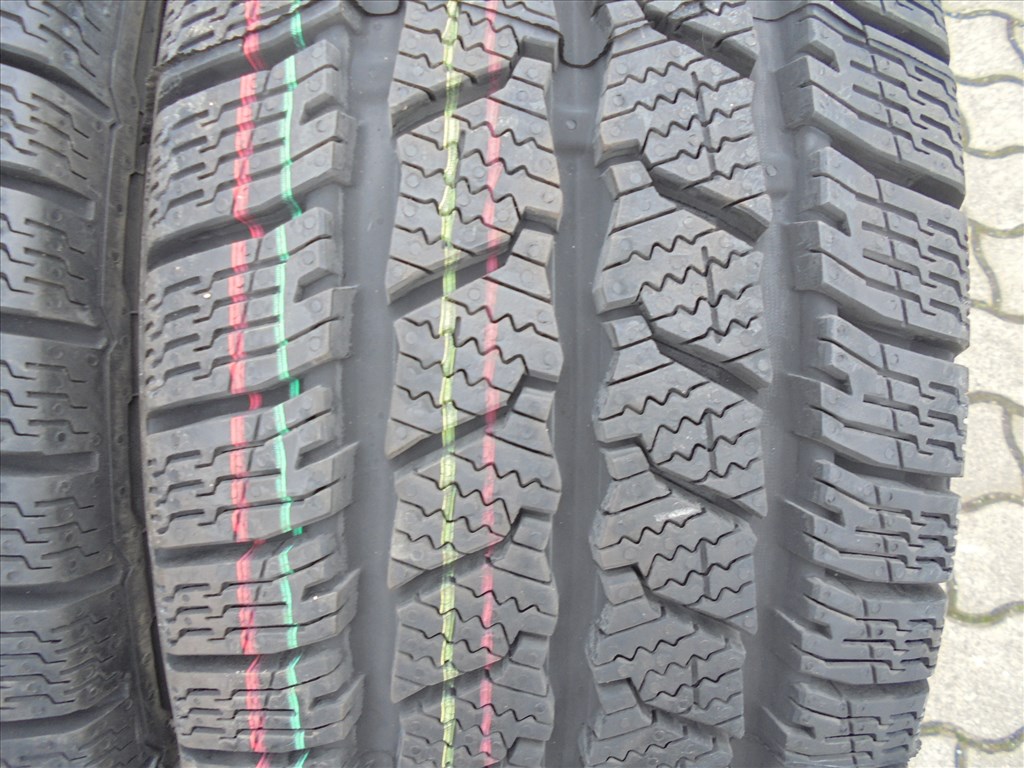   Új 215/65 R15" C Continental TGK téli gumi pár eladó 2. kép