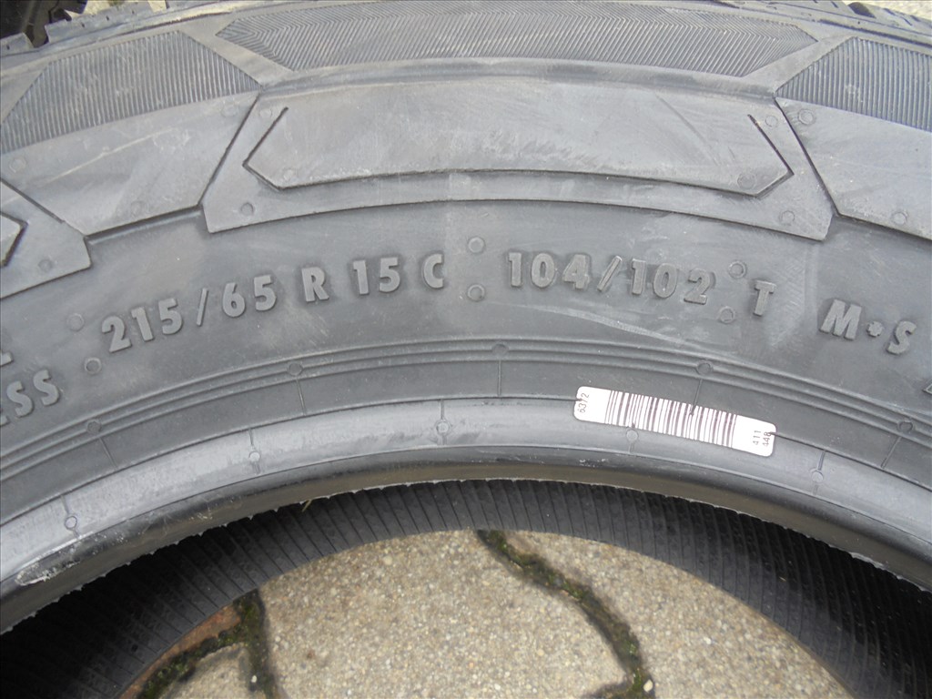   Új 215/65 R15" C Continental TGK téli gumi pár eladó 3. kép