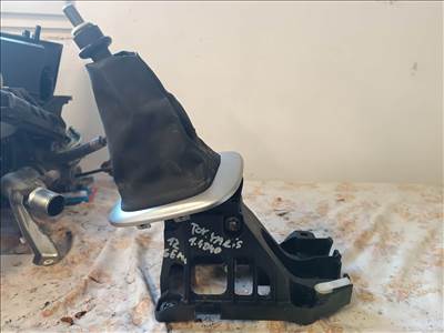 Toyota Yaris (XP130/XP150) 1.4 D-4D váltókulissza 