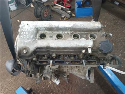 Toyota Corolla E12 fűzött blokk hengerfejjel 