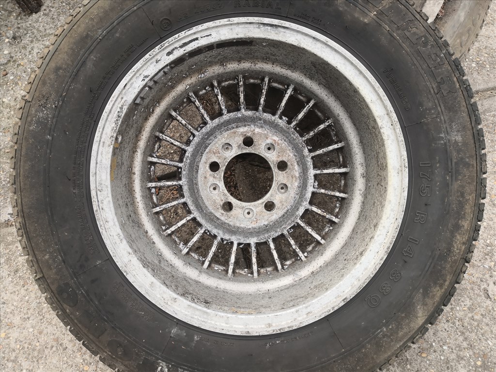 Retro , régi 14 -es 5x108 lyukosztású alufelni 5. kép