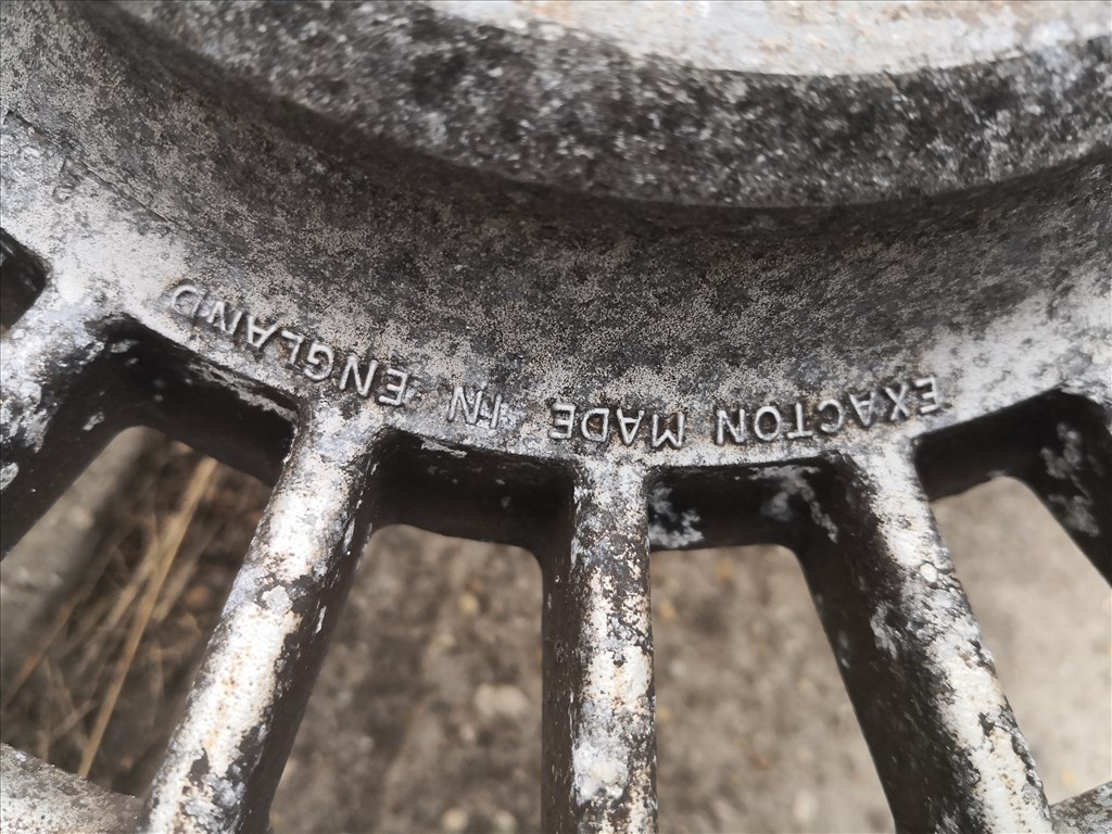 Retro , régi 14 -es 5x108 lyukosztású alufelni 3. kép